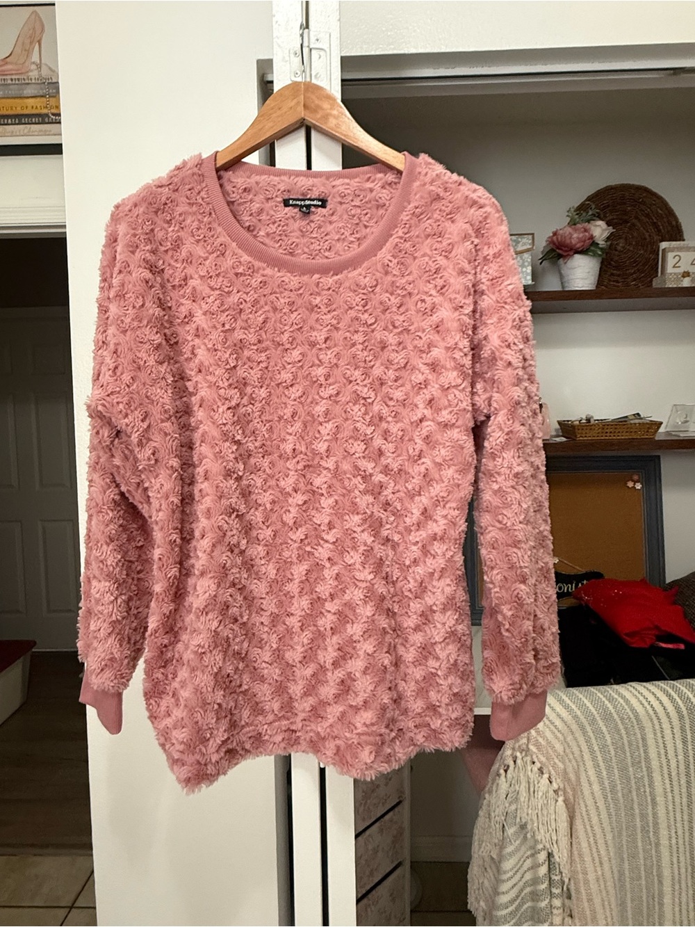 Knapp Studio Plush Textured Crewneck Sweater - Rose Pink